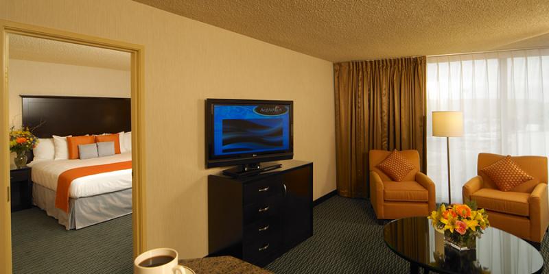 Sunset Suite Queens